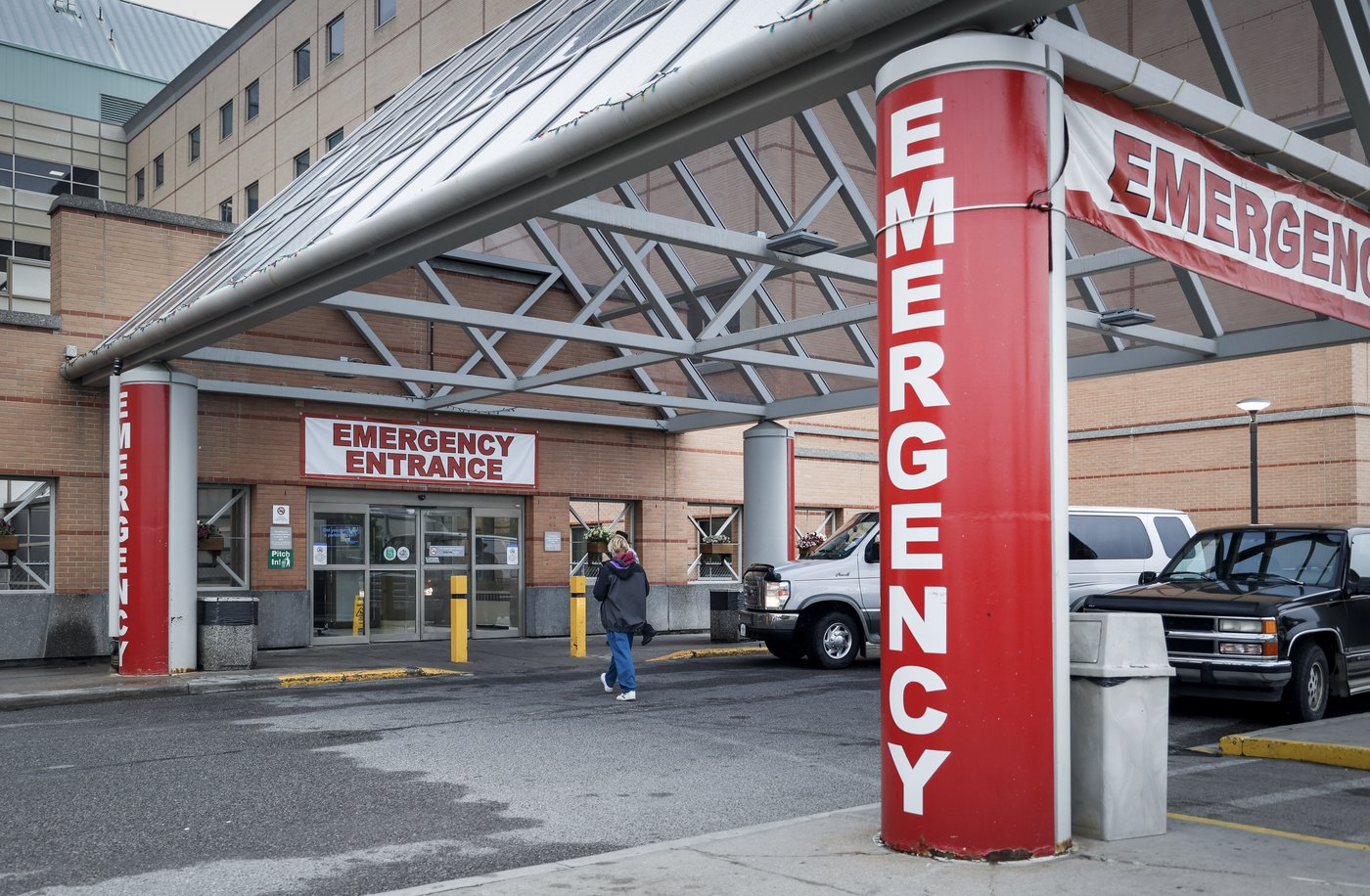 Data shows some psychiatric patients wait days in the ER for a hospital admission. Why? | iNFOnews.ca