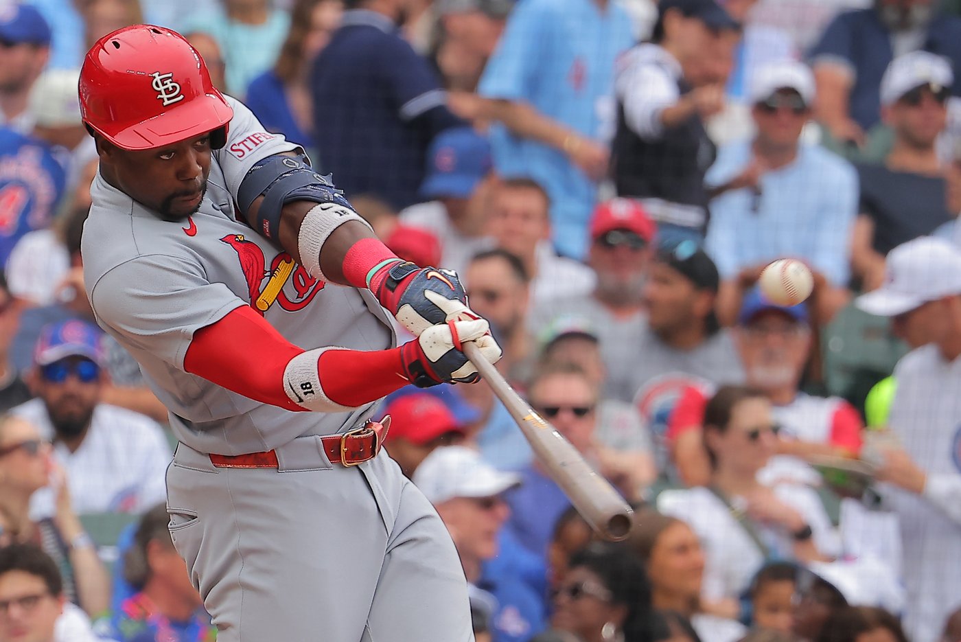 Cubs beat the Cardinals 6-4, scoring 4 runs in the sixth to avoid a series sweep | iNFOnews.ca
