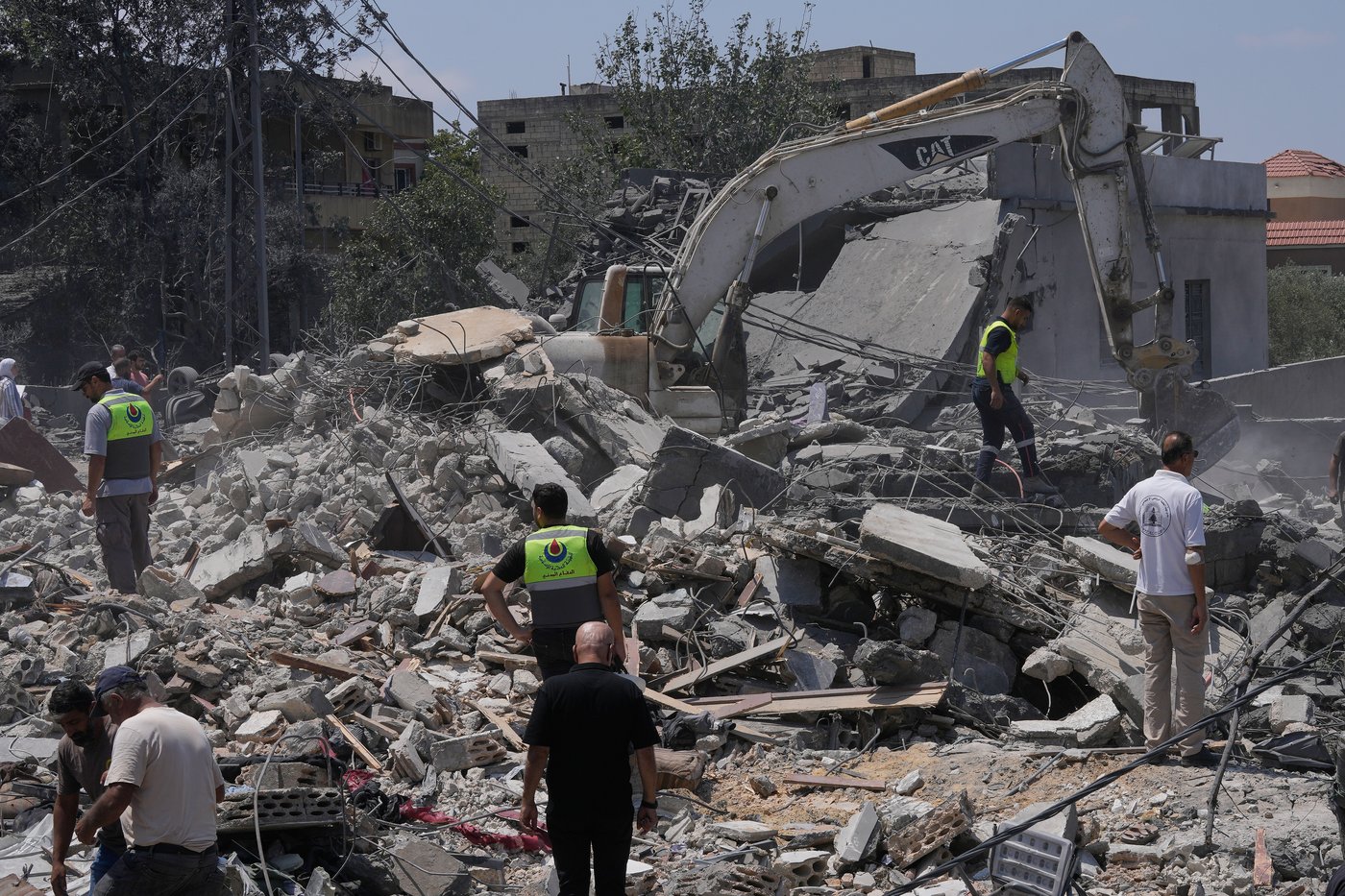 Israeli airstrikes on southern Lebanon kill 11 people in another test to truce | iNFOnews.ca