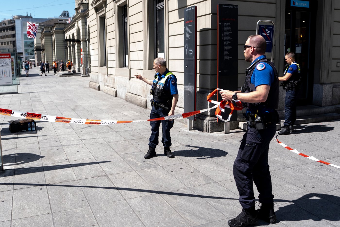 Man stabs 3 people at Swiss train station in what authorities call an 'act of terror' | iNFOnews.ca
