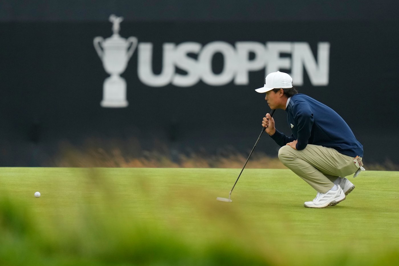 Dylan Wu laughs at himself after five-putting his first hole in the third round at the US Open | iNFOnews.ca Dylan Wu laughs at himself after five-putting his first hole in the third round at the US Open | iNFOnews.ca