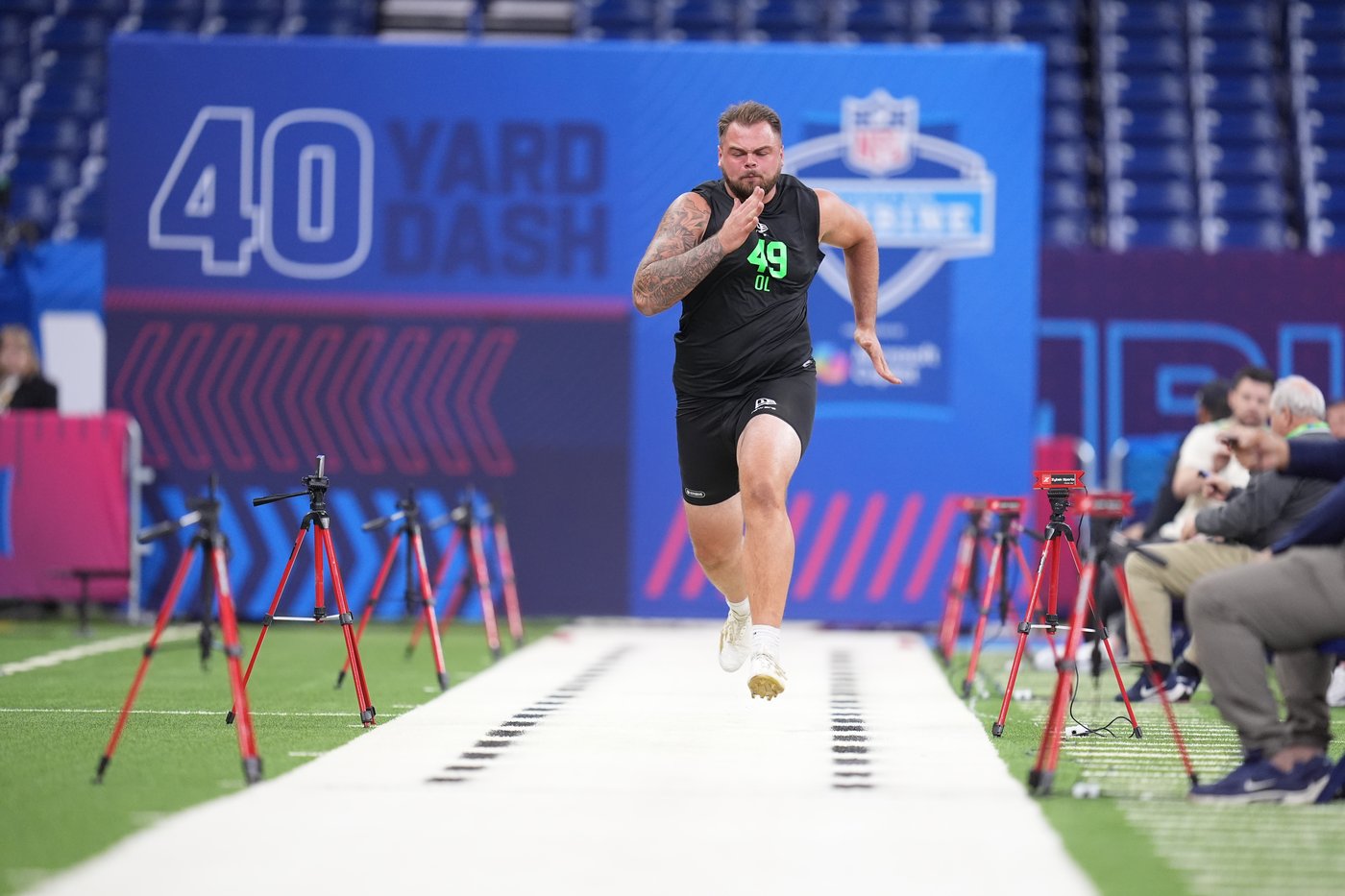 Los Angeles Chargers select Canadian offensive lineman Taylor in NFL draft | iNFOnews.ca