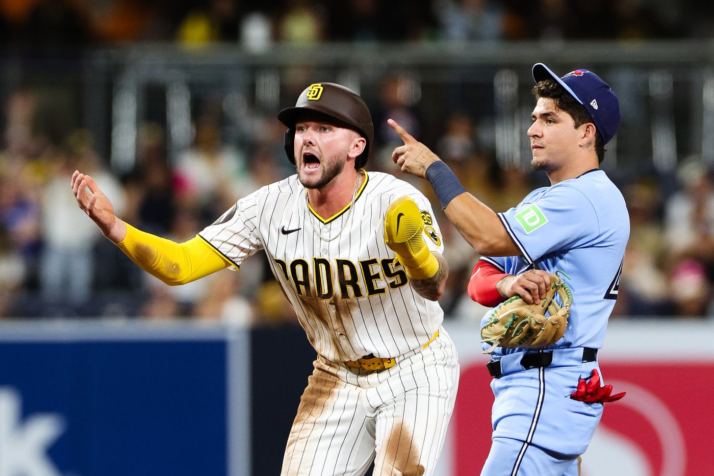 France hits go-ahead homer, Padres beat Blue Jays 8-7 | iNFOnews.ca