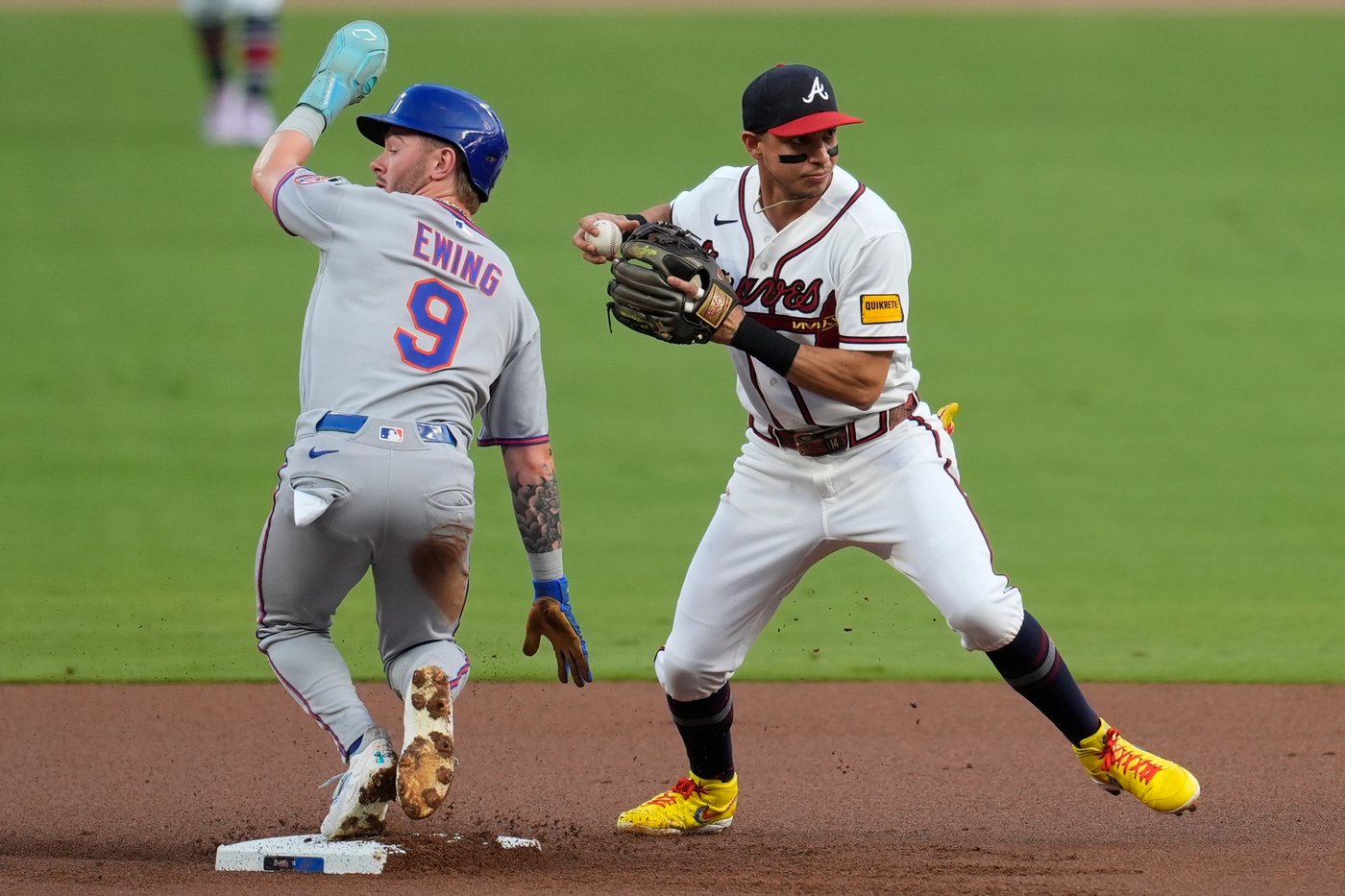 Thomas homers to back Mahle in the Braves' 6-3 victory over the Mets | iNFOnews.ca