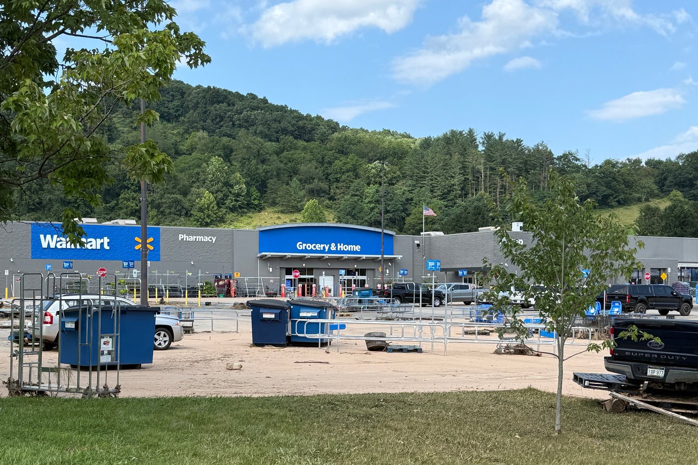 2 dead in flash floods caused by heavy rain in West Virginia, governor's office says | iNFOnews.ca 2 dead in flash floods caused by heavy rain in West Virginia, governor's office says | iNFOnews.ca