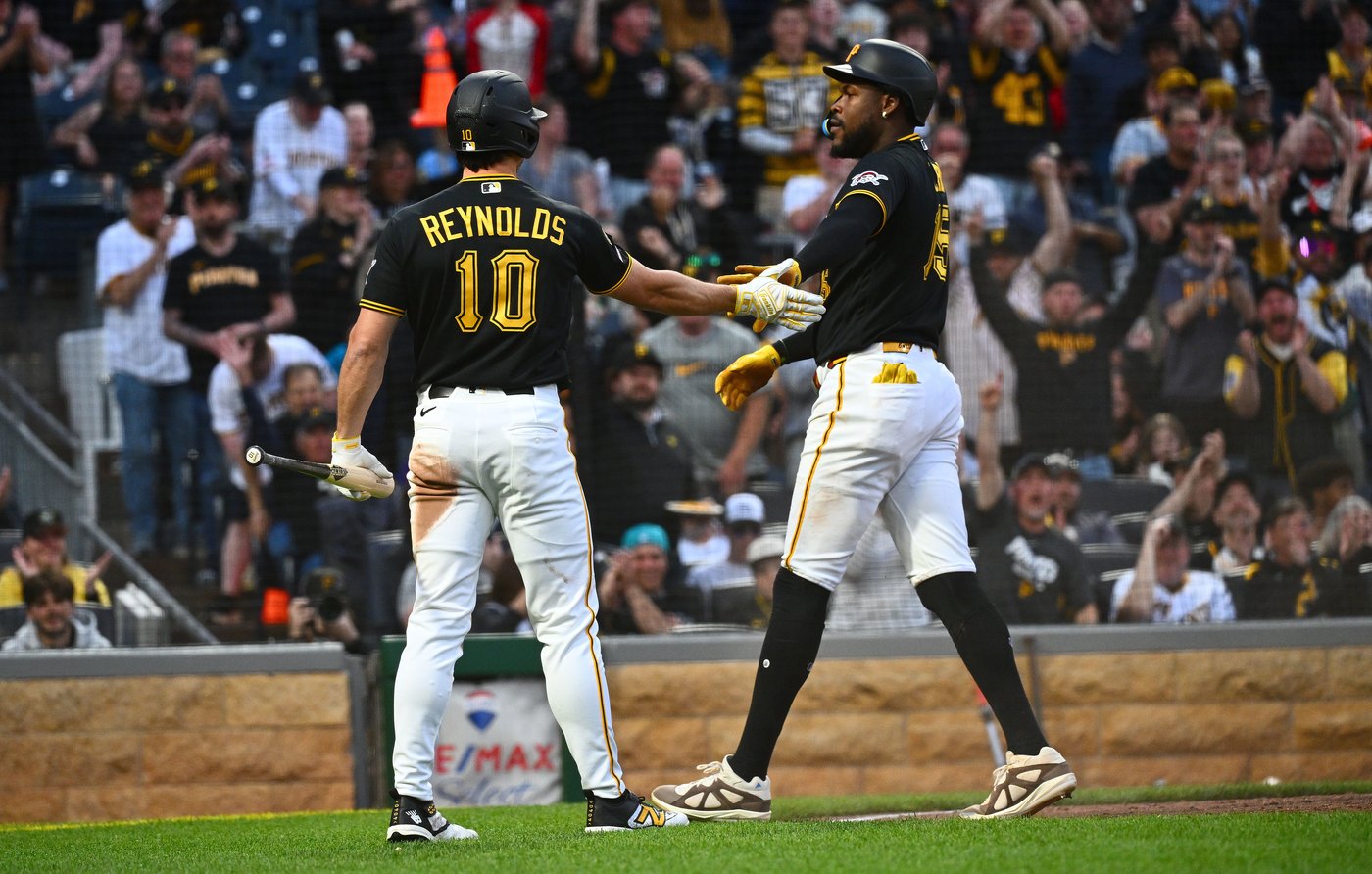 Paul Skenes takes a no-hitter into the 7th, strikes out 10 as Pirates topple Rockies 3-1 | iNFOnews.ca