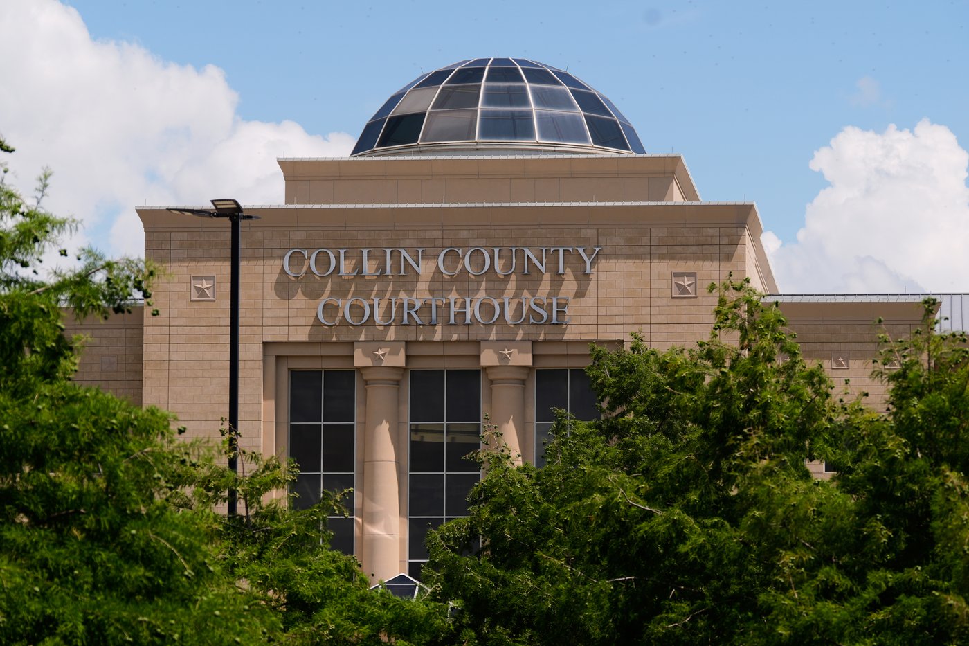 Prosecutor tells jury that teen's killing at a Texas track meet was murder, not self-defense | iNFOnews.ca