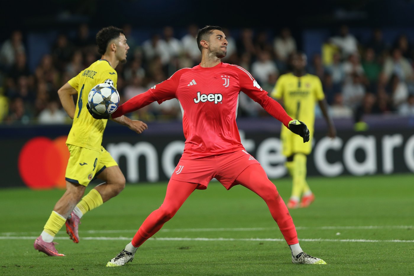 Juventus reshapes its goalkeeping unit, adding Kamil Grabara and offloading Perin and Di Gregorio | iNFOnews.ca