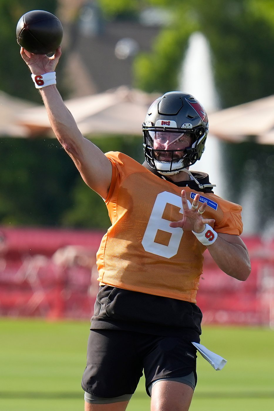 Buccaneers opening camp amid contract disputes with Baker Mayfield and Vita Vea | iNFOnews.ca