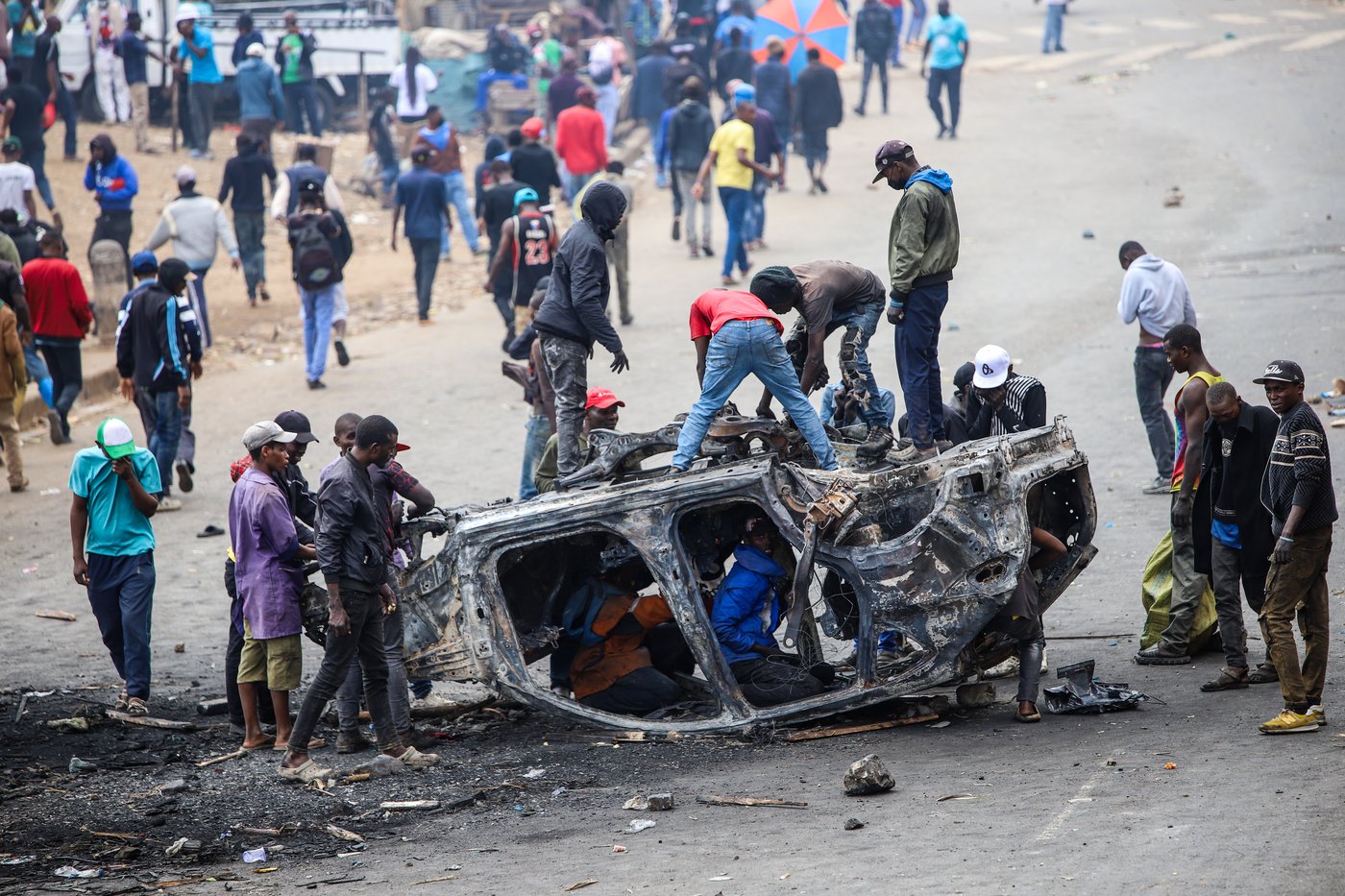 Rising fuel prices trigger protests in Kenya, in photos | iNFOnews.ca