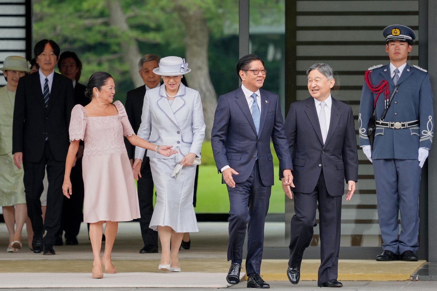 Japan woos visiting Philippine leader during state visit with arms sales and China in mind | iNFOnews.ca