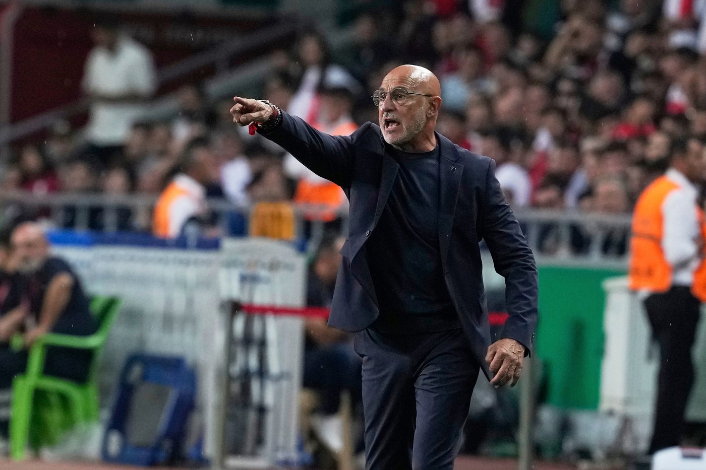 Spain coach confident that Lamine Yamal will be fit for World Cup opener | iNFOnews.ca