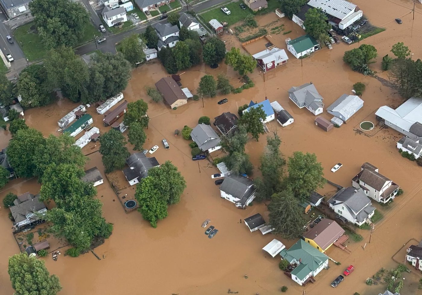 National Guard deploys as flash floods in West Virginia inundate homes and businesses | iNFOnews.ca