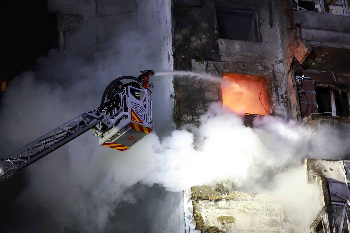 Russia fires nearly 400 drones at Ukraine with signs its spring offensive has started | iNFOnews.ca