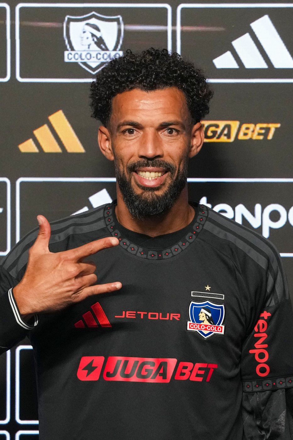 Cape Verde goalkeeper Vozinha ready for new challenge at Colo-Colo in Chile after World Cup success | iNFOnews.ca