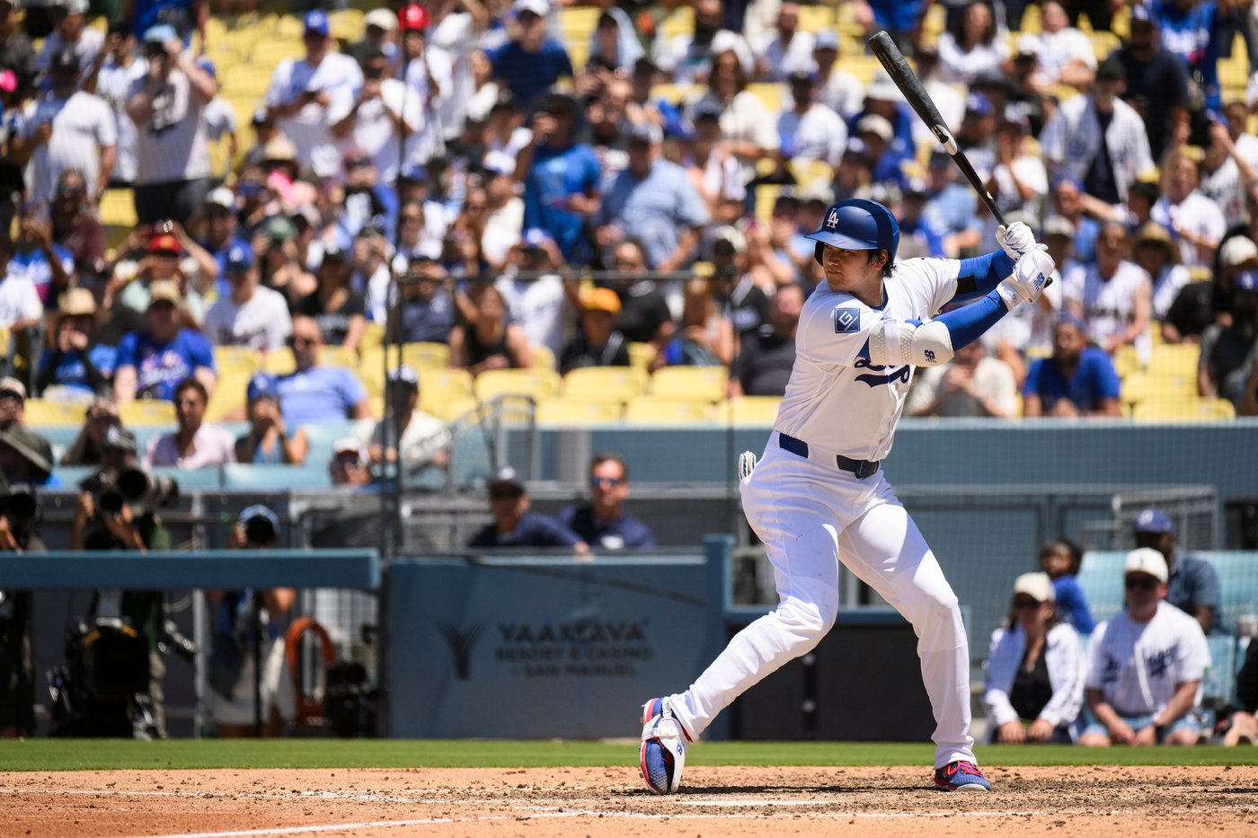 Freeman’s go-ahead 2-run homer rescues banged-up Ohtani in Dodgers' 5-4 win over Rays | iNFOnews.ca