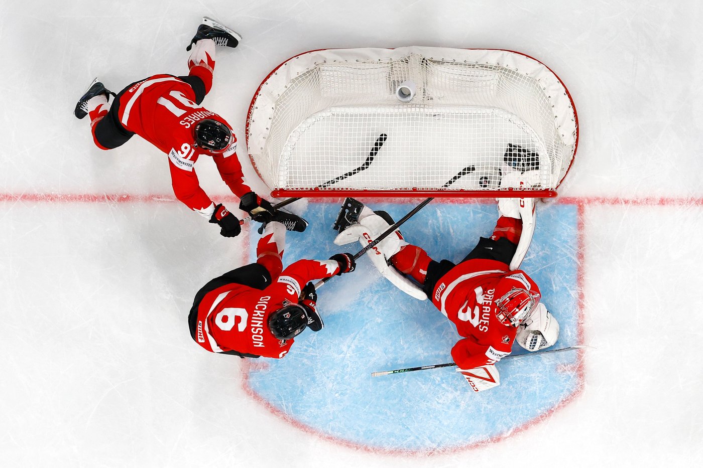 Finland upsets Canada to set up final against Switzerland at ice hockey worlds | iNFOnews.ca