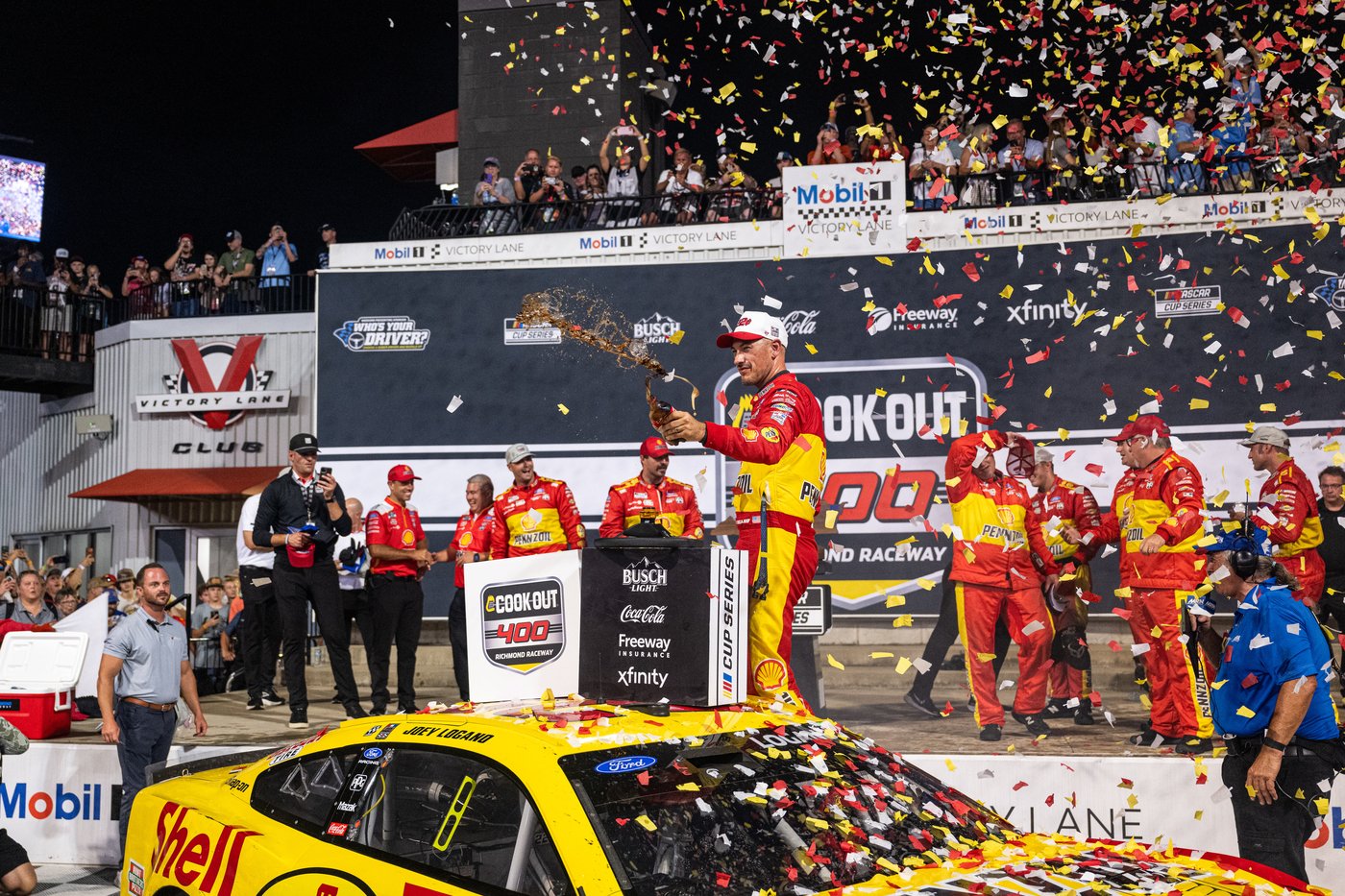 Joey Logano holds off Chase Briscoe to win NASCAR race at Richmond | iNFOnews.ca