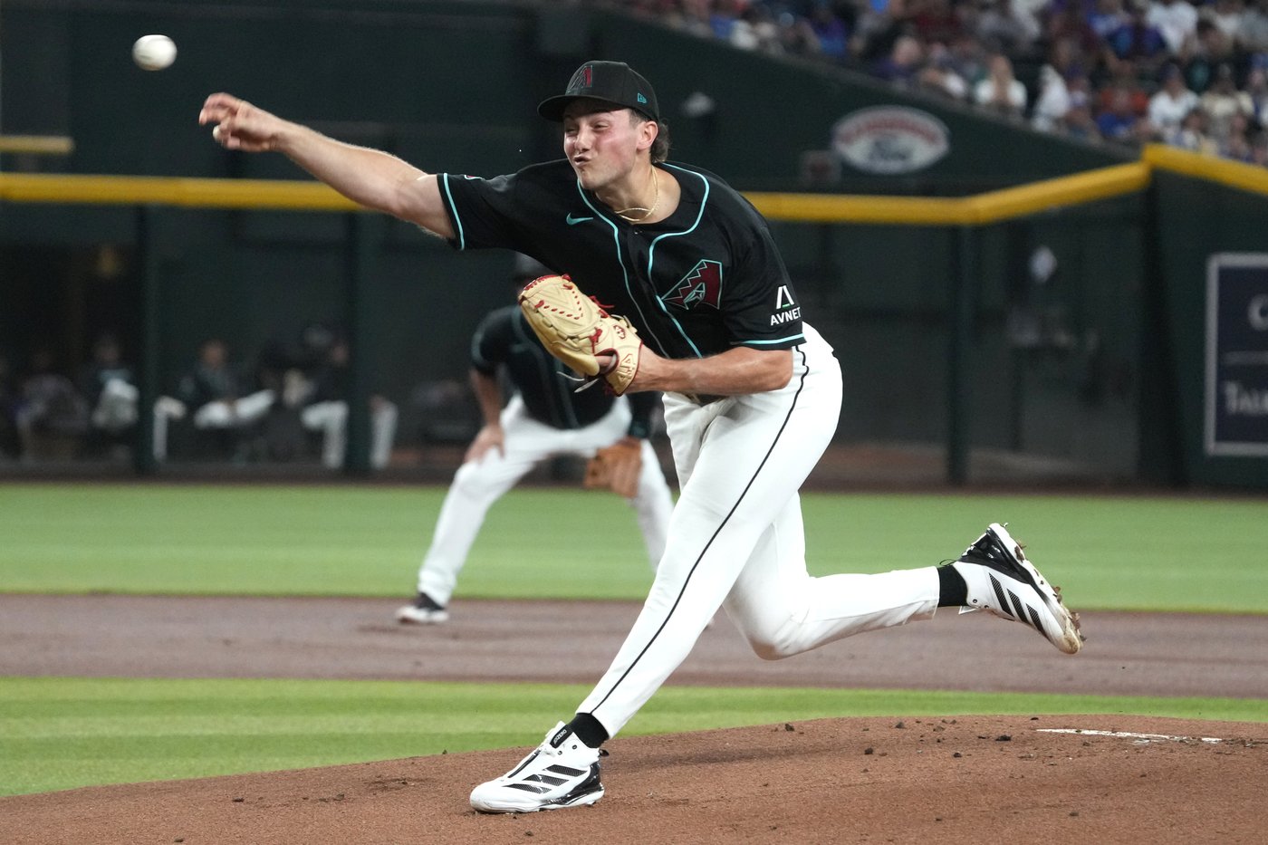 Ohtani's RBI infield single in the 10th helps Dodgers snap 7-game skid, beat D-backs 2-1 | iNFOnews.ca Ohtani's RBI infield single in the 10th helps Dodgers snap 7-game skid, beat D-backs 2-1 | iNFOnews.ca