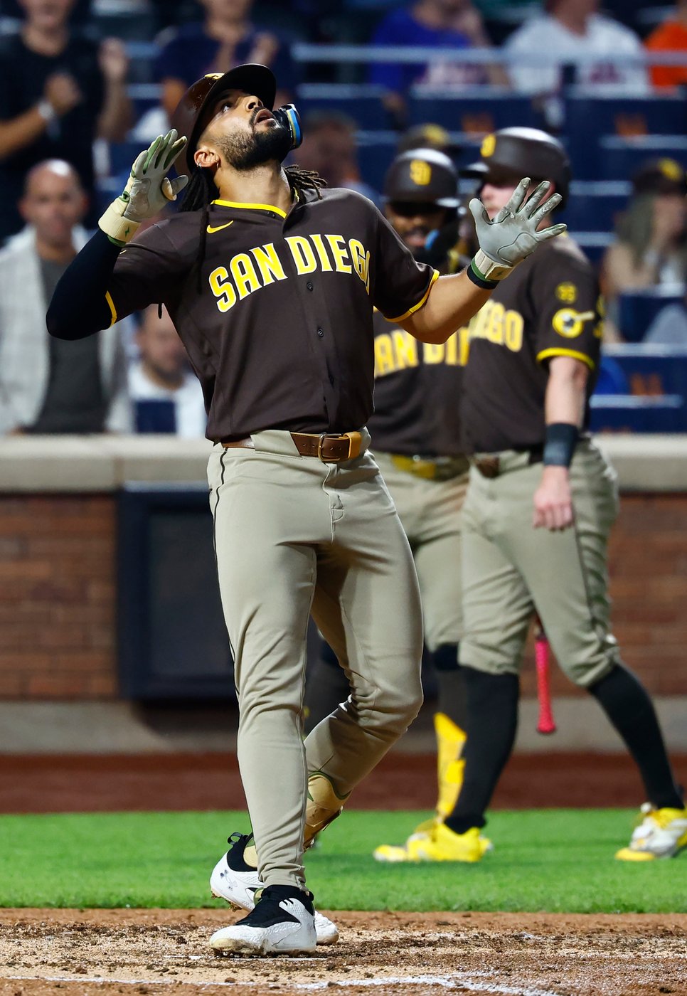 Padres' Tatis favors robbing home runs over hitting them in 5-2 win over the Mets | iNFOnews.ca