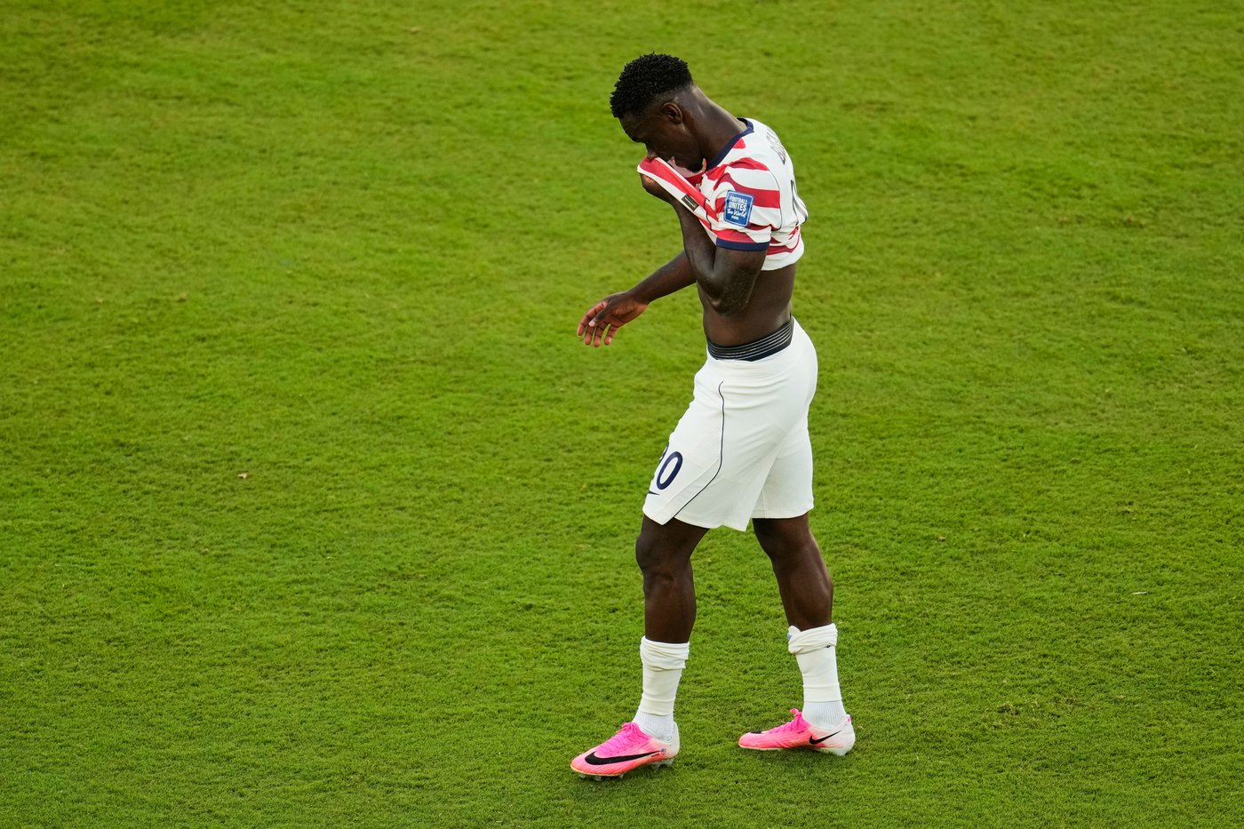 FIFA lifts US star striker Balogun’s red card suspension at World Cup after Trump calls Infantino | iNFOnews.ca FIFA lifts US star striker Balogun’s red card suspension at World Cup after Trump calls Infantino | iNFOnews.ca