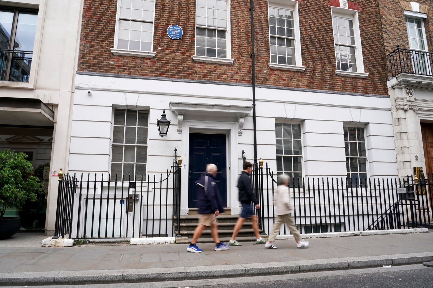New Beatles fan experience set to open in London in 2027 | iNFOnews.ca