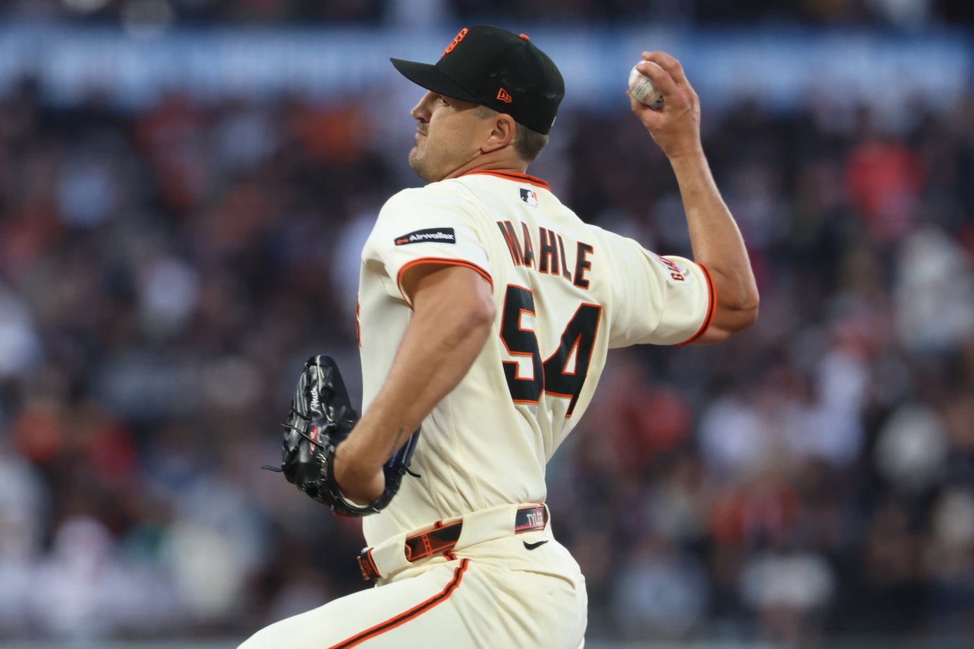 Grant McCray's 2-run homer backs Tyler Mahle and leads the Giants to a 3-0 win over the Brewers | iNFOnews.ca