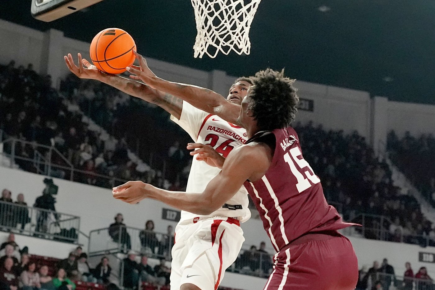 No. 21 Arkansas cruises past Mississippi State, 88-68, behind Acuff's 24 points | iNFOnews.ca
