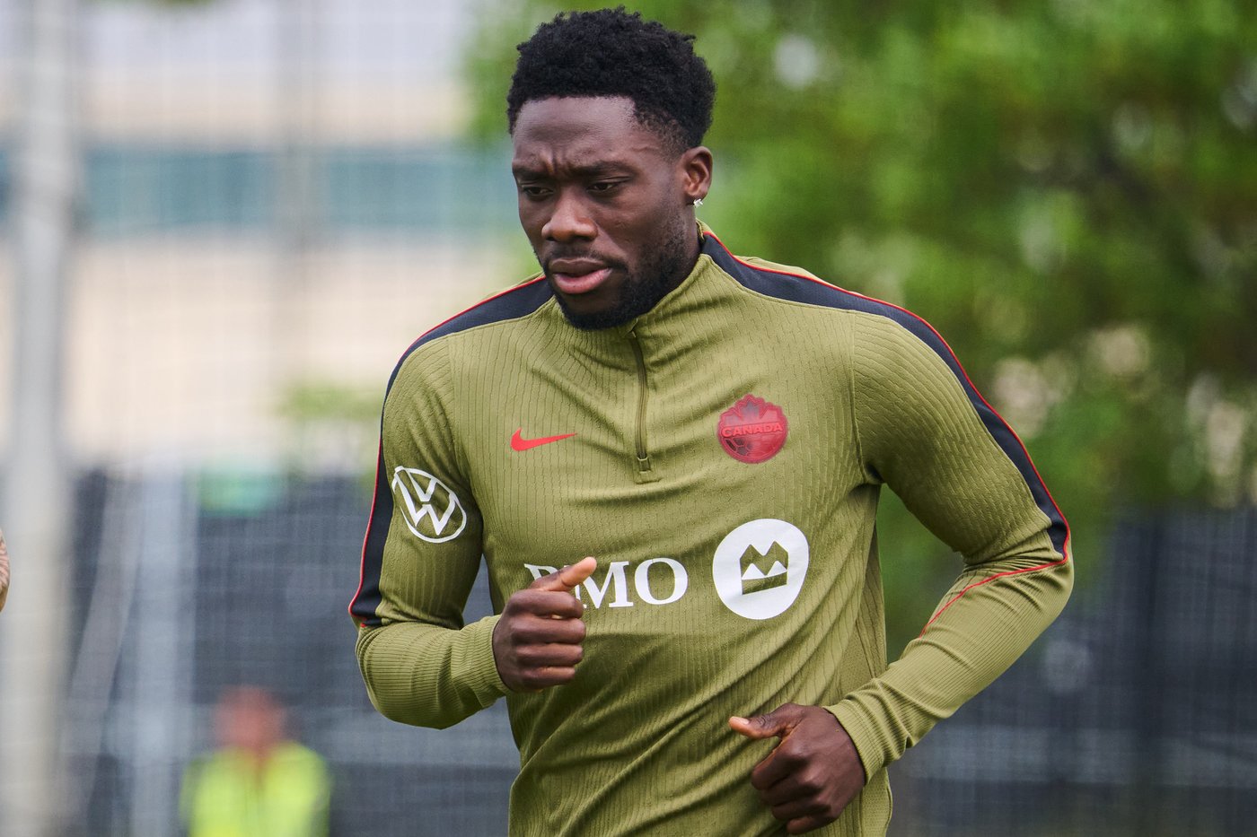 Moïse Bombito available for Canada's World Cup opener; Alphonso Davies confirmed out | iNFOnews.ca
