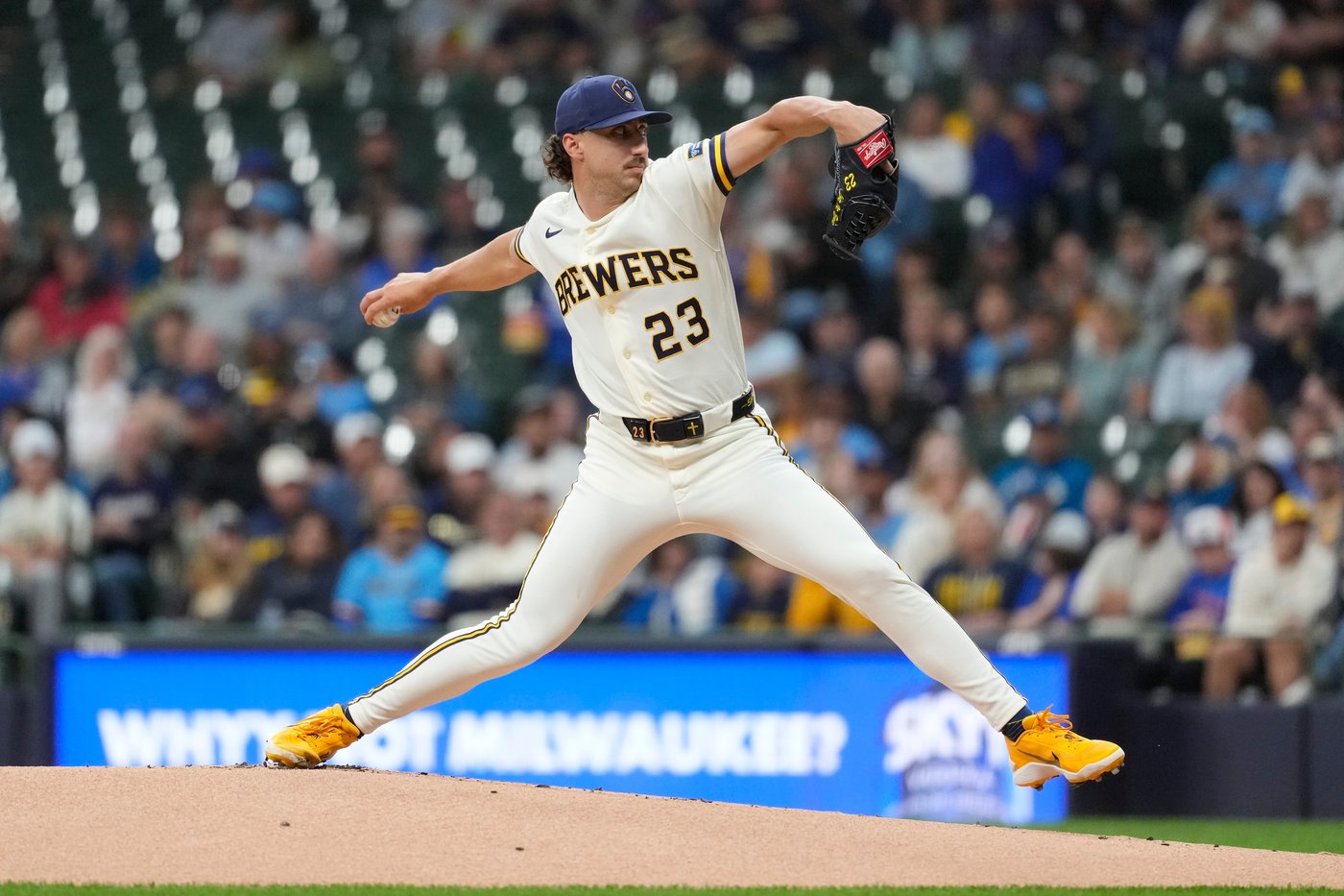 Brewers' Brandon Sproat leaves game with hamstring cramp. He doesn't expect to miss any more time | iNFOnews.ca Brewers' Brandon Sproat leaves game with hamstring cramp. He doesn't expect to miss any more time | iNFOnews.ca