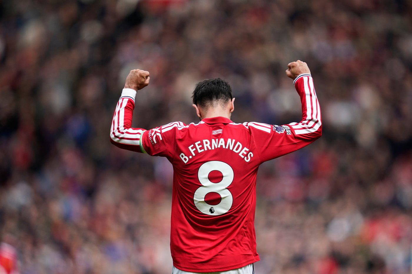 Man United captain Bruno Fernandes breaks assists record in Premier League | iNFOnews.ca