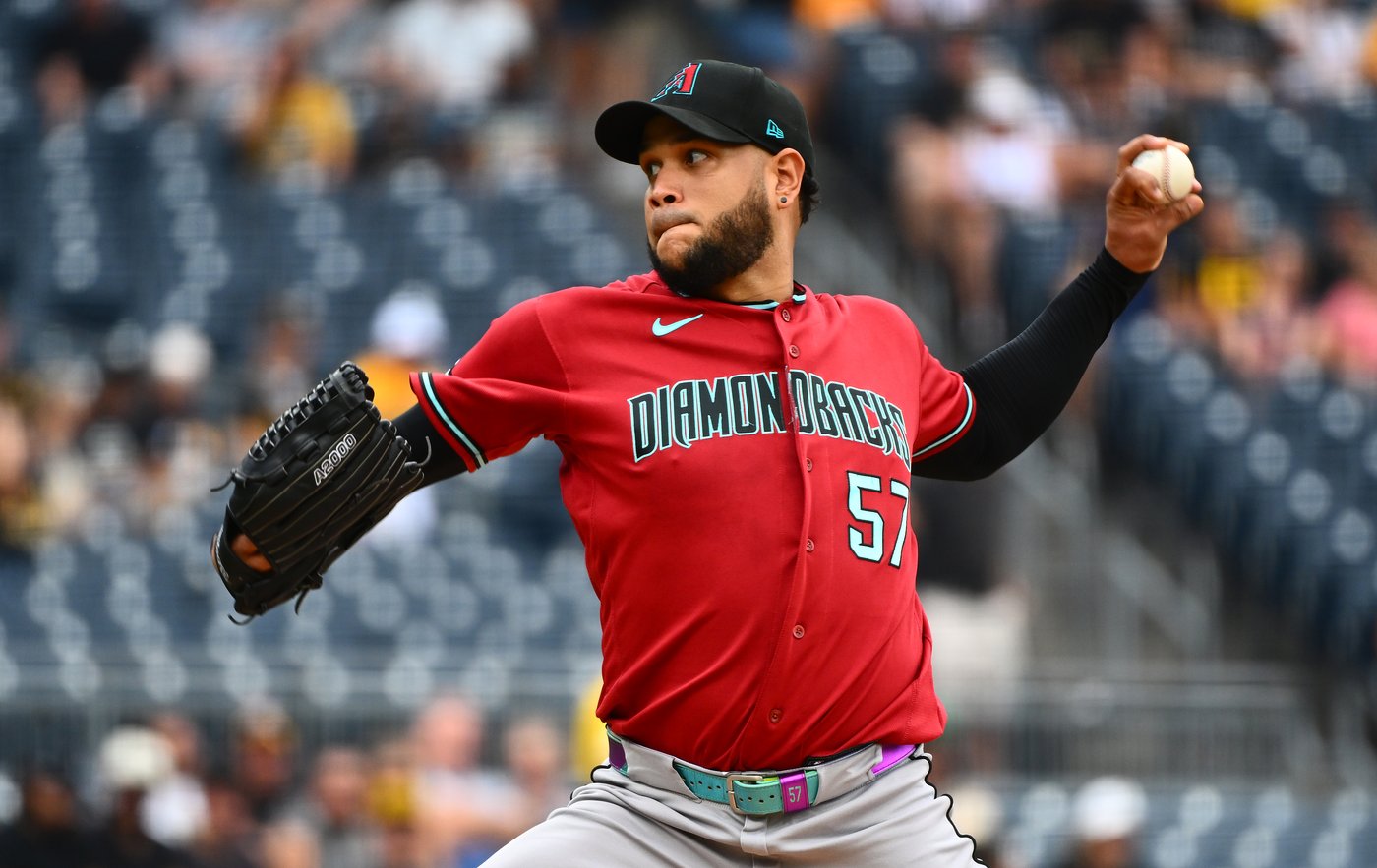 Rodríguez goes 8 innings, Moreno hits 2-run homer as Diamondbacks blank Pirates 3-0 | iNFOnews.ca
