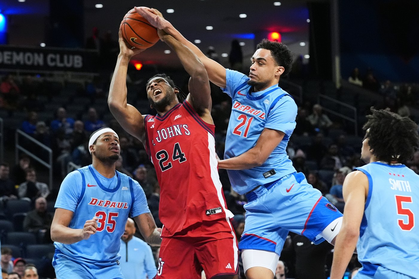 No. 22 St. John's overcomes shaky start to beat DePaul 68-56 for its 8th straight win | iNFOnews.ca