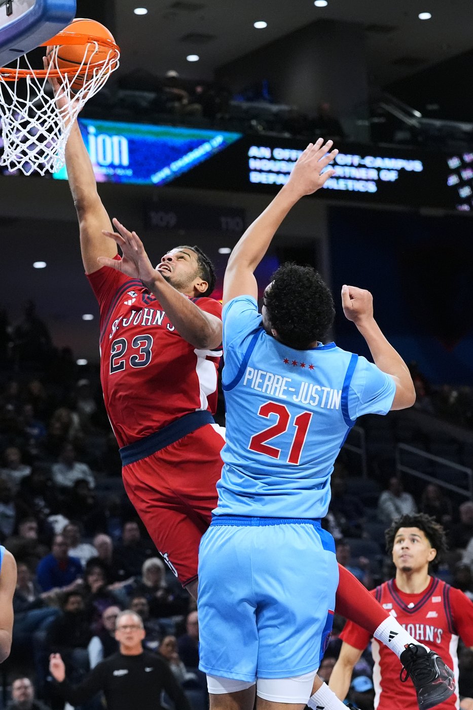 No. 22 St. John's overcomes shaky start to beat DePaul 68-56 for its 8th straight win | iNFOnews.ca