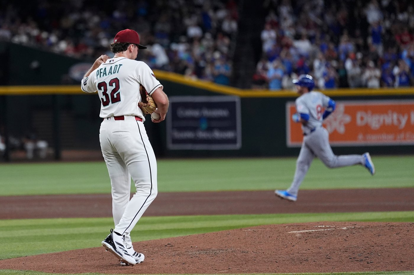 Ryan Waldschmidt hits game-winning 2-run HR with 2 outs in 9th to send D-backs past Cubs 5-4 | iNFOnews.ca