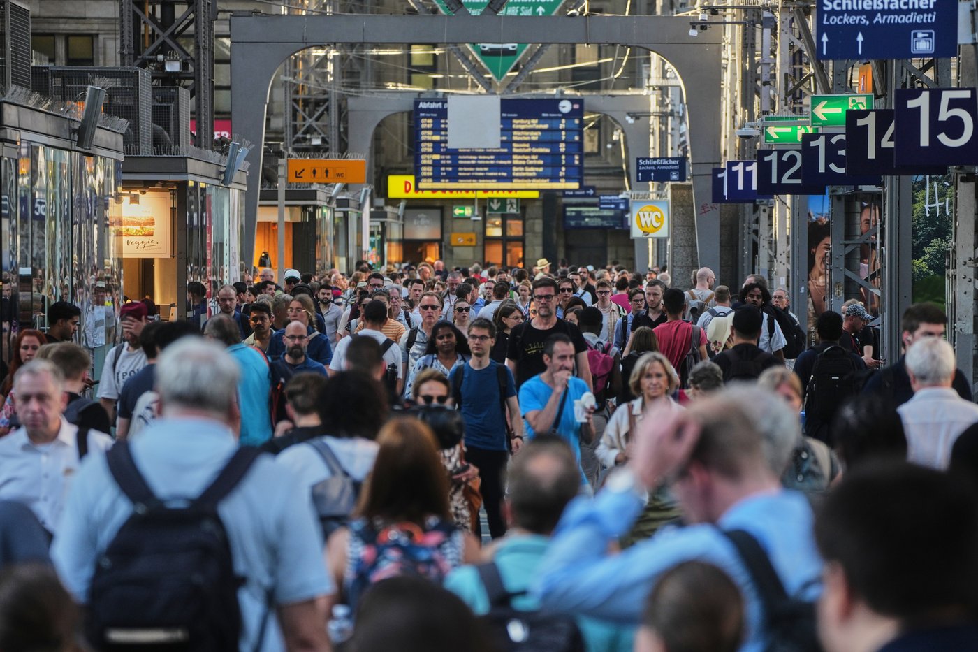 German railway says outage that halted all trains was caused by scheduled work | iNwheels