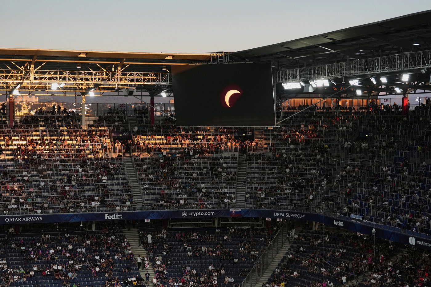 Rare solar eclipse is a dramatic celestial spectacle for millions across Europe, in photos | iNFOnews.ca