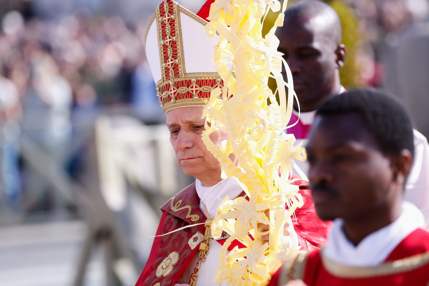 Pope Leo XIV rejects claims that God justifies war in Palm Sunday Mass message | iNFOnews.ca Pope Leo XIV rejects claims that God justifies war in Palm Sunday Mass message | iNFOnews.ca