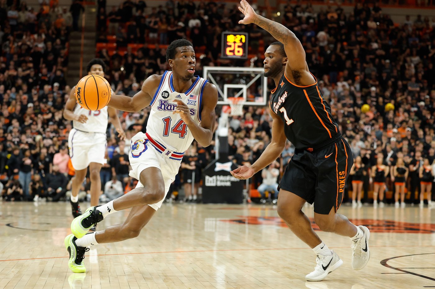 Freshman star Darryn Peterson erupts early as No. 8 Kansas rolls past Oklahoma State 81-69 | iNFOnews.ca