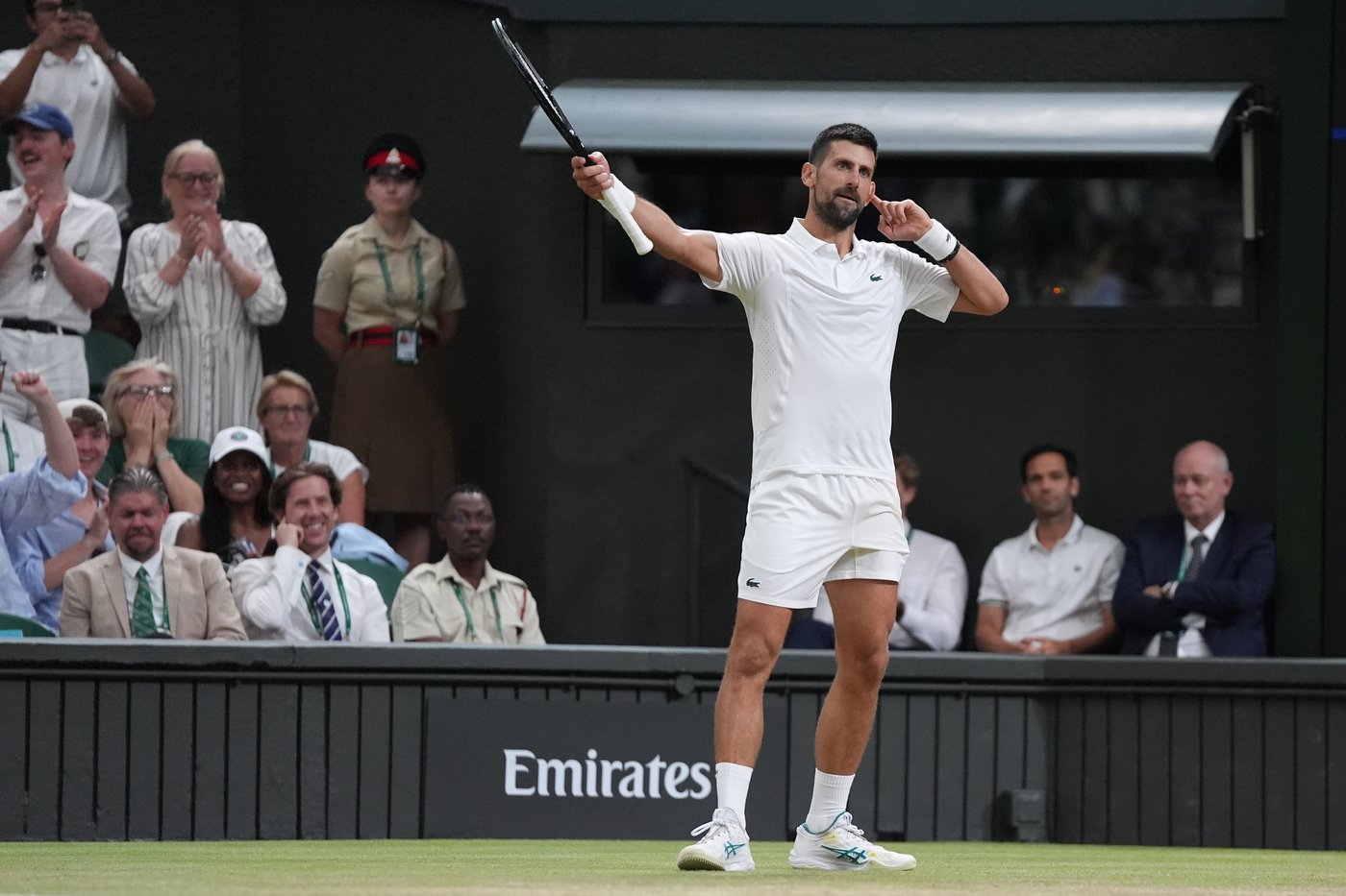 Djokovic outlasts Auger-Aliassime after more than 5 hours to reach Wimbledon semifinals at age 39 | iNFOnews.ca Djokovic outlasts Auger-Aliassime after more than 5 hours to reach Wimbledon semifinals at age 39 | iNFOnews.ca