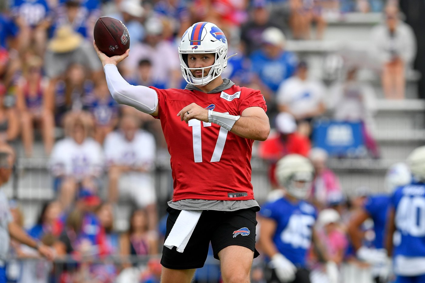 Josh Allen and DJ Moore show signs of bringing back big-play dimension to Bills offense | iNFOnews.ca Josh Allen and DJ Moore show signs of bringing back big-play dimension to Bills offense | iNFOnews.ca