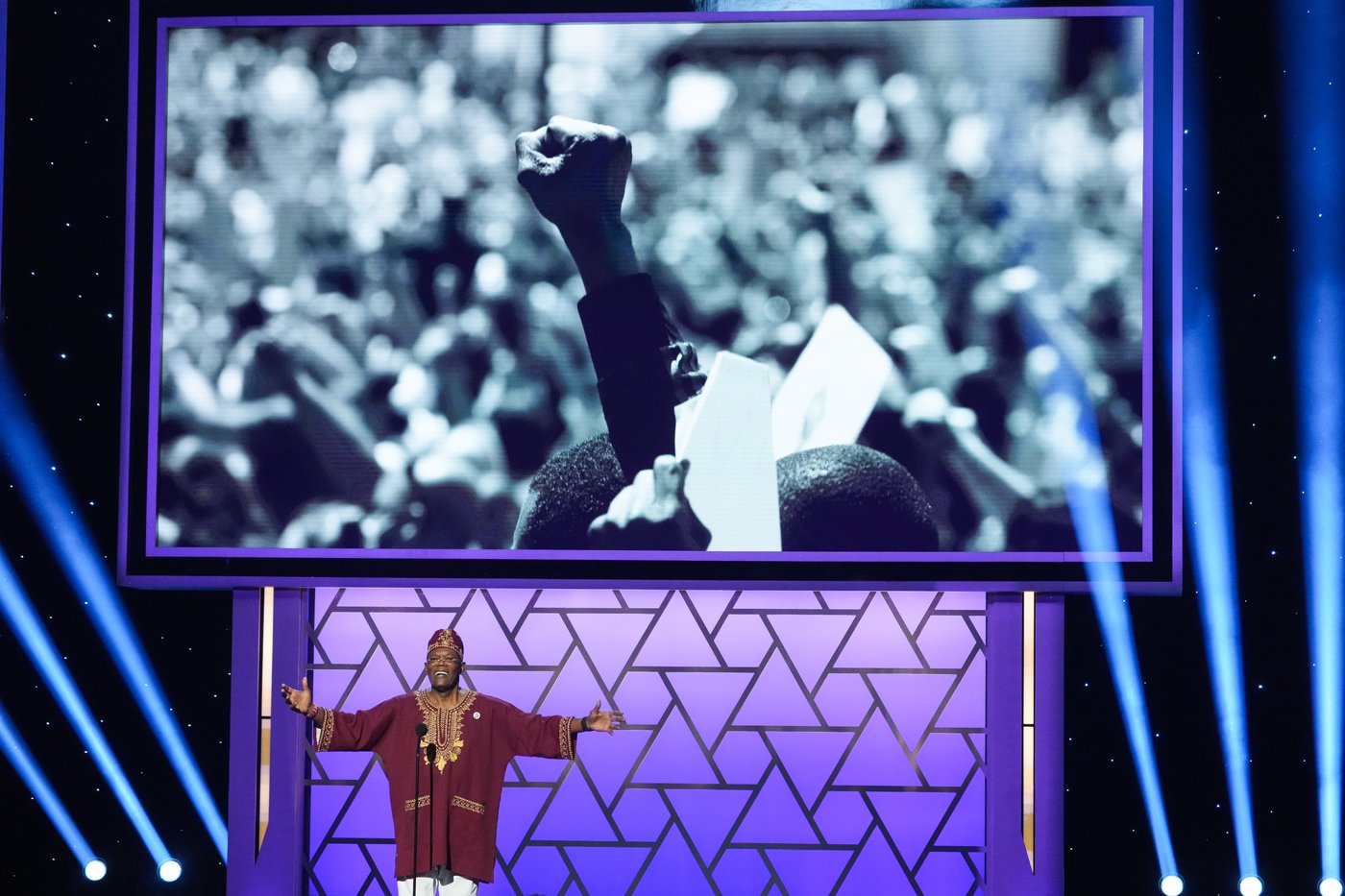 Viola Davis receives prestigious Chairman's prize at NAACP Image Awards | iNFOnews.ca Viola Davis receives prestigious Chairman's prize at NAACP Image Awards | iNFOnews.ca