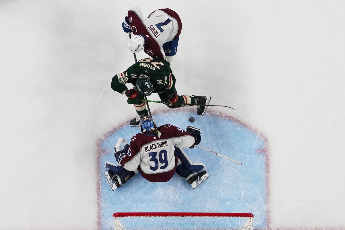 Wild make it a series against the Avalanche, who have a Game 4 goalie decision to make | iNFOnews.ca