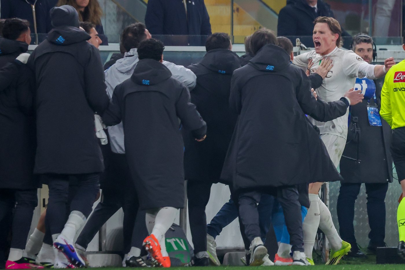 Højlund rescues Napoli with dramatic 3-2 win over Genoa in Serie A | iNFOnews.ca