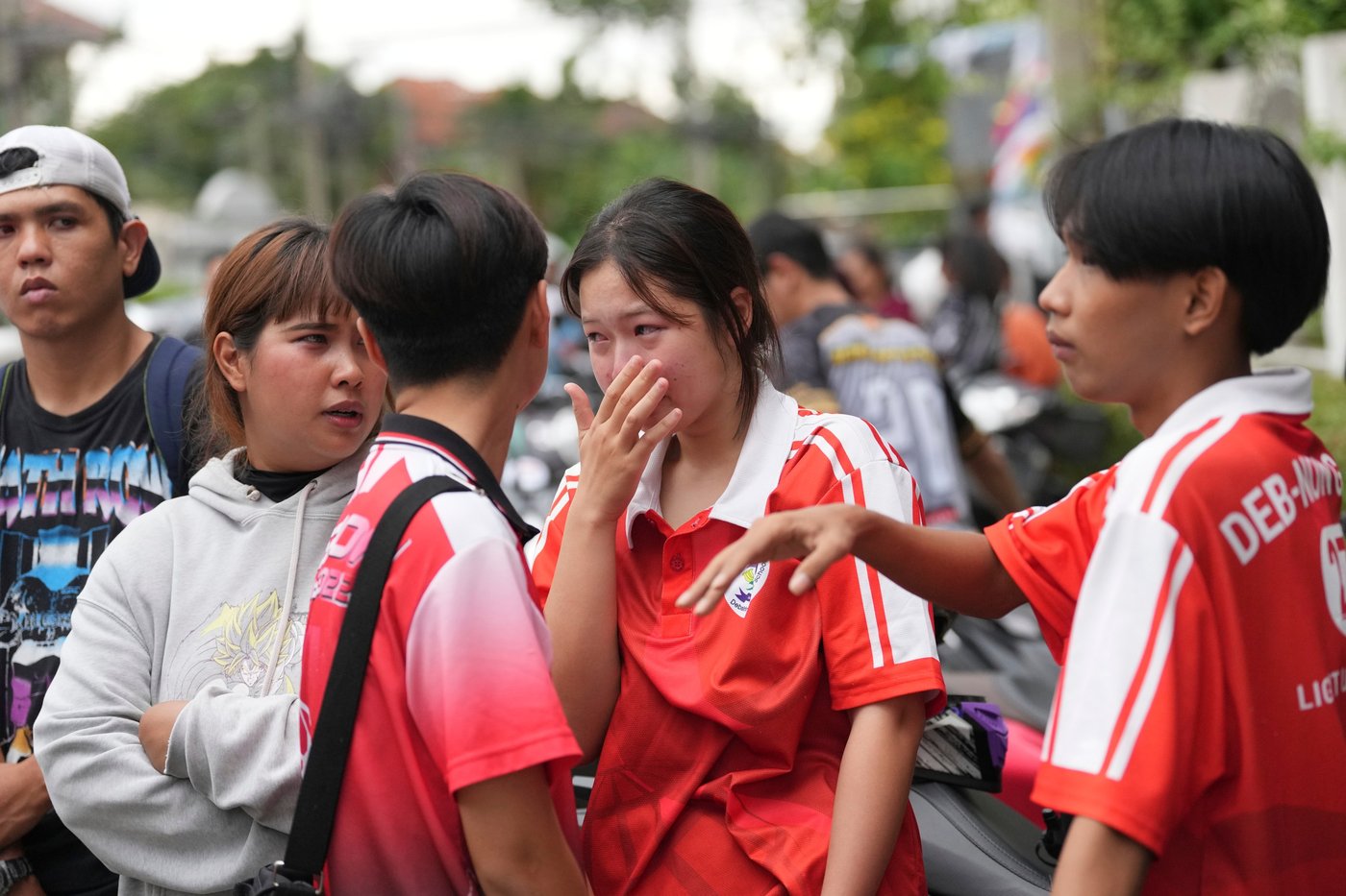 Police respond to a school shooting in Thailand, in photos | iNFOnews.ca