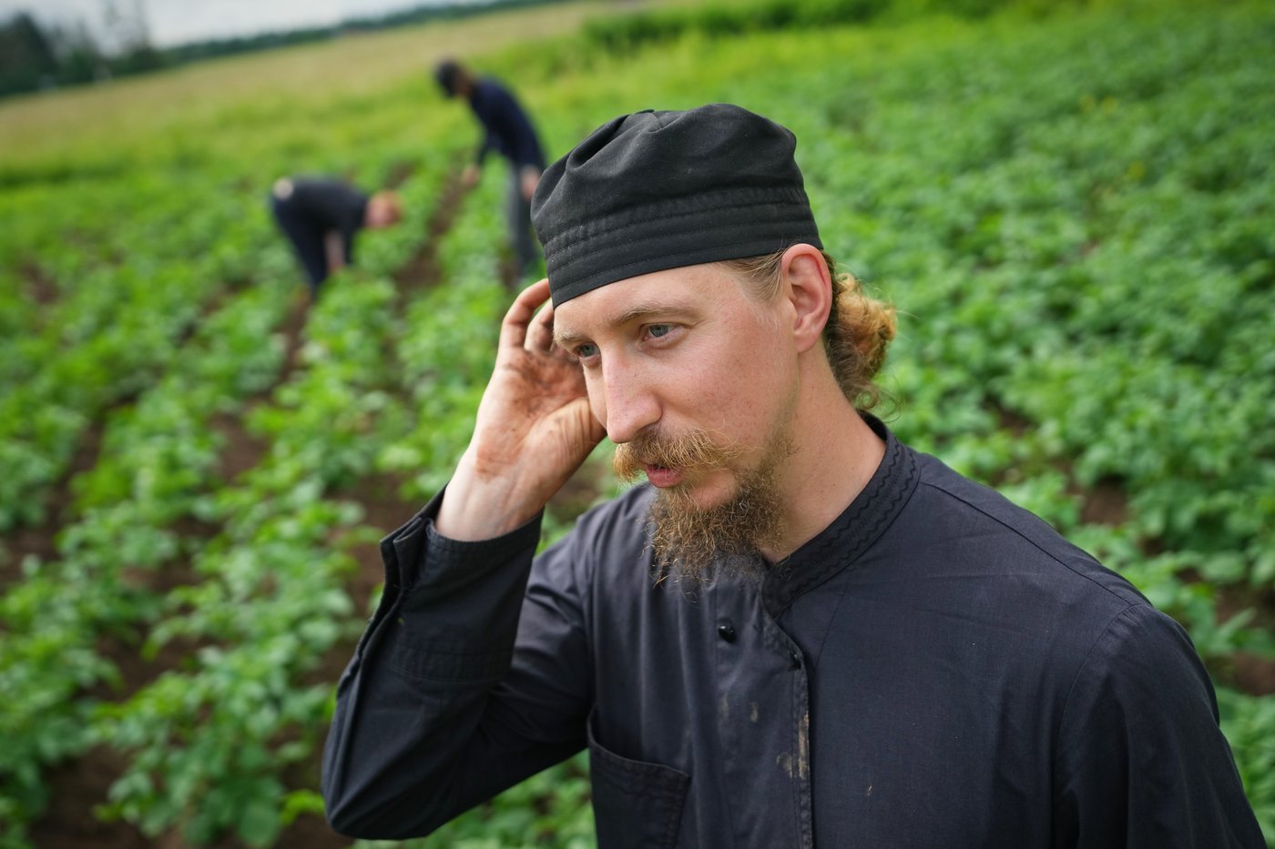 Orthodox monks are the first to live and pray at a monastery in Estonia for 80 years | iNFOnews.ca