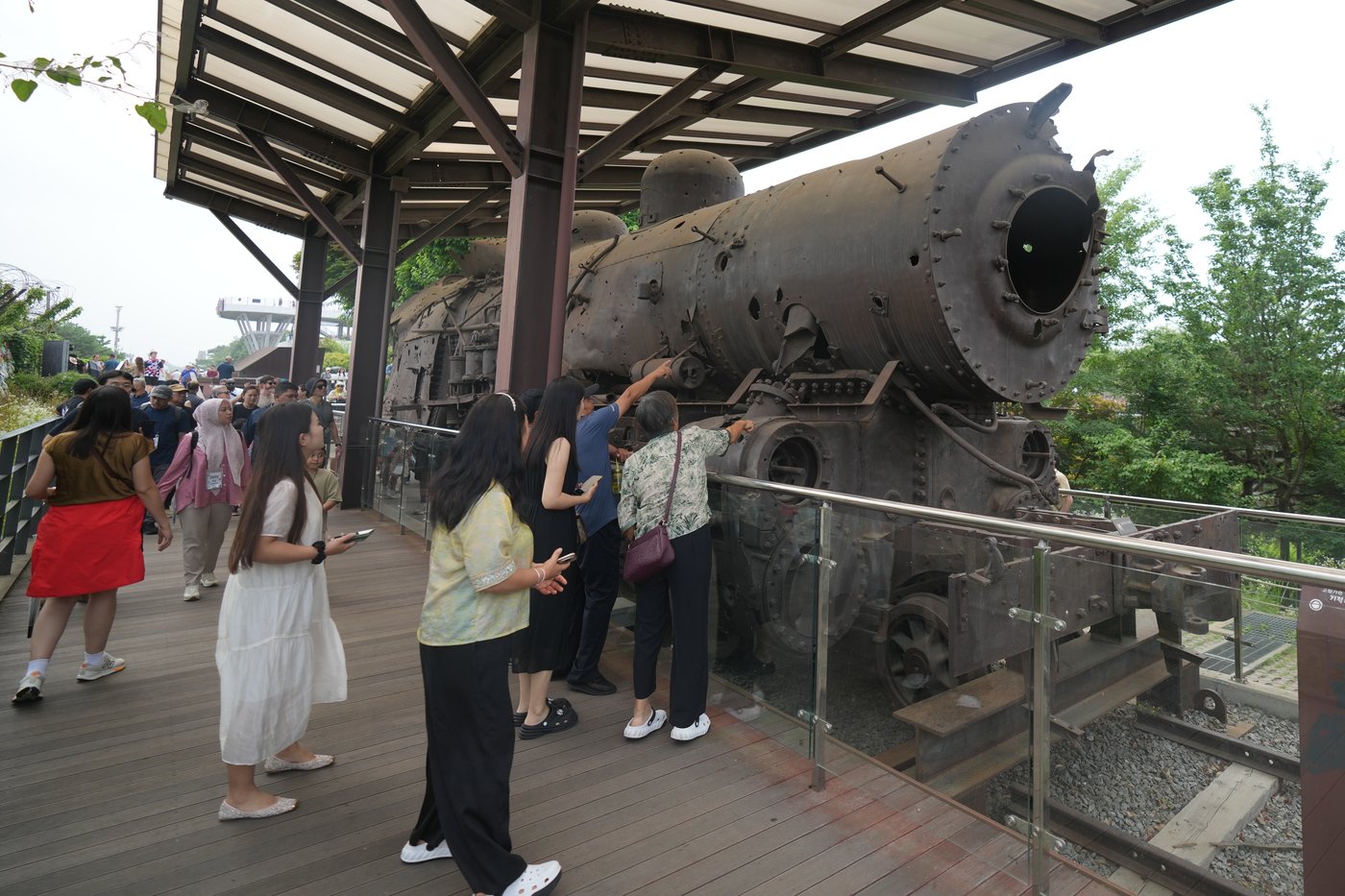 Photos show North and South Korea still divided 73 years after the armistice | iNFOnews.ca