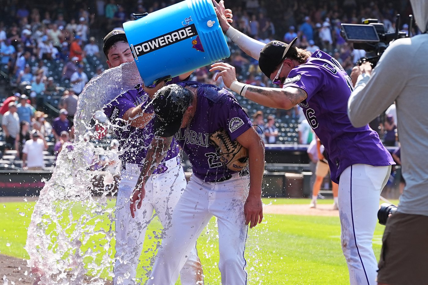 Native son Freeland dazzles in a complete game as Rockies sweep Royals 8-1 at steamy Coors Field | iNFOnews.ca