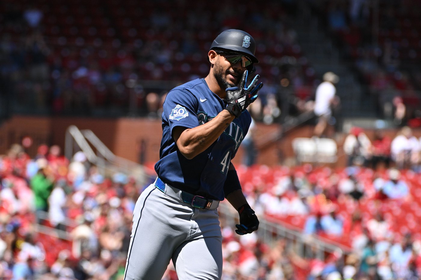 Mariners outlast Cardinals 11-9 in game that featured 8 home runs | iNFOnews.ca