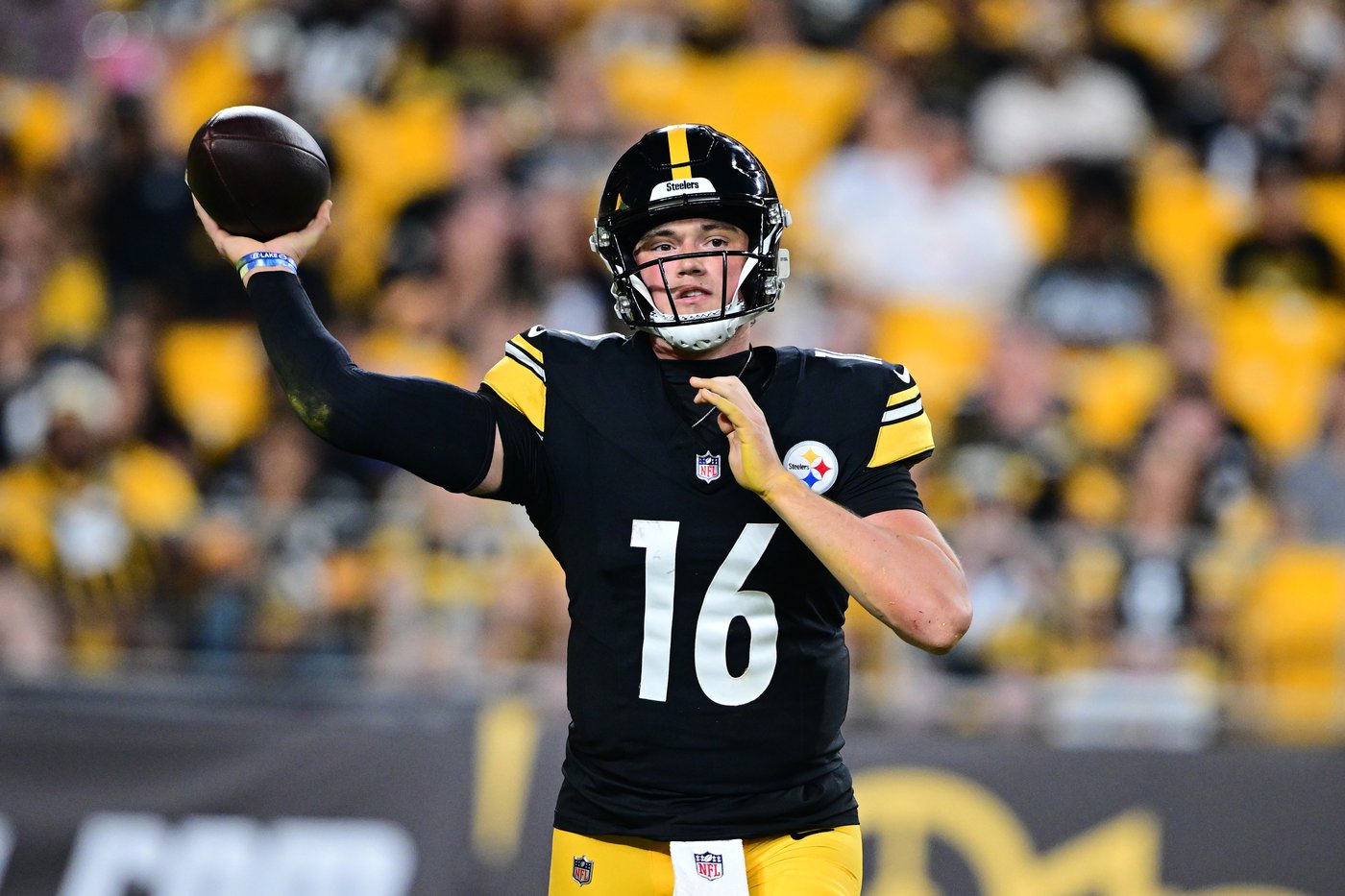 Young QBs Drew Allar and Will Howard to get extended looks when the Steelers host the New York Jets | iNFOnews.ca